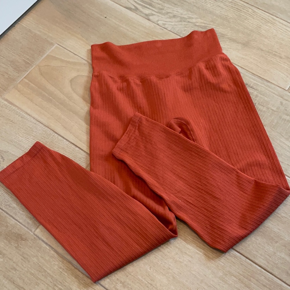 PINK ACTIVE Cropped Workout/Yoga Pants